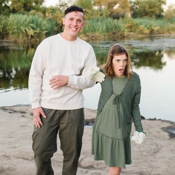 Meet your Posher, Royce - Picture 1 of 1